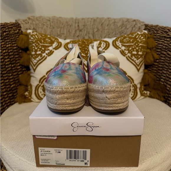 Jessica Simpson platform espadrille - Picture 2 of 4